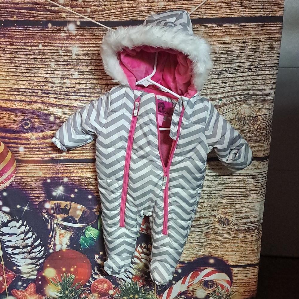 Weatherproof Gray and Pink Snowsuit /bunting Size 3-6 monthes